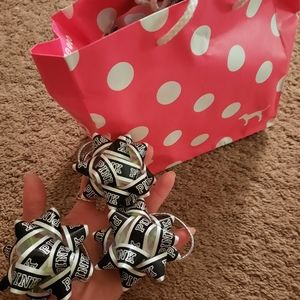 Bundle of Pink Decorate Bows